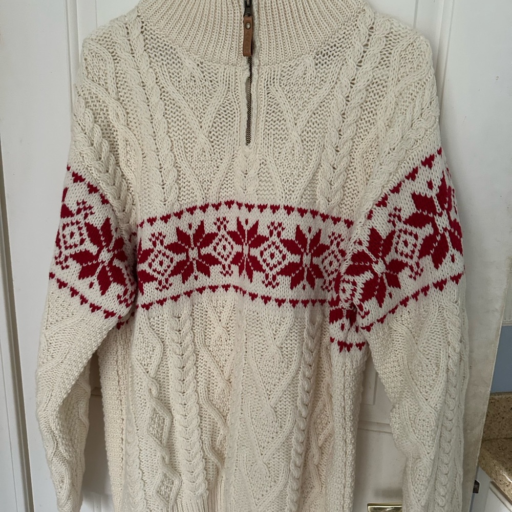 NWOT, Merino wool cream with red snowflake print Irish knit sweater